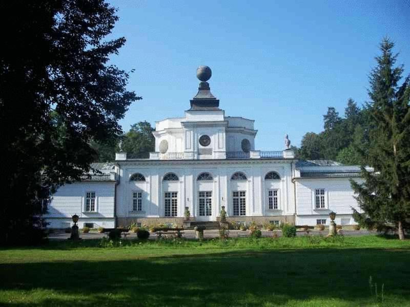 Hotel Butikowy Palac Jablonna Екстериор снимка