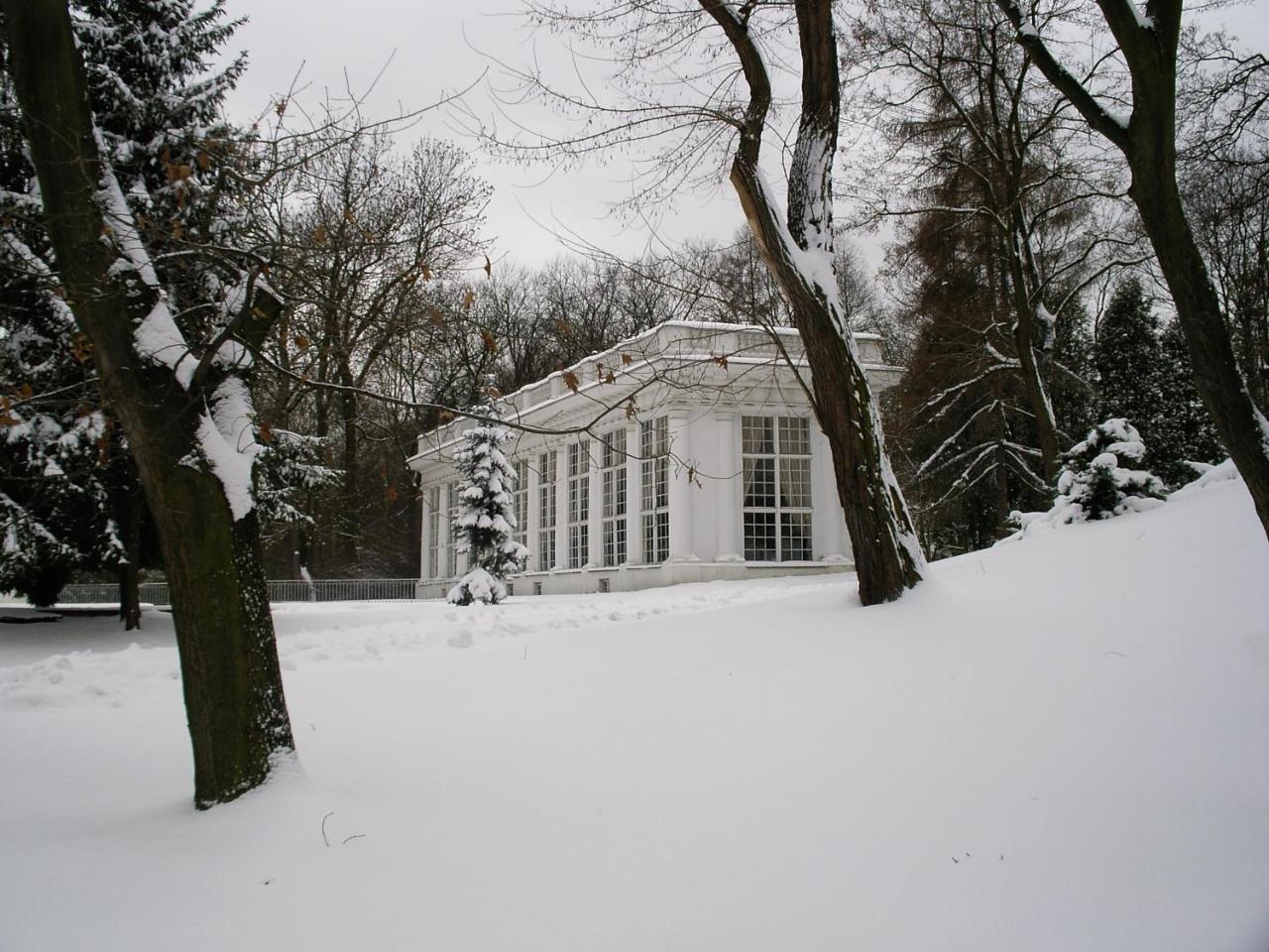 Hotel Butikowy Palac Jablonna Екстериор снимка